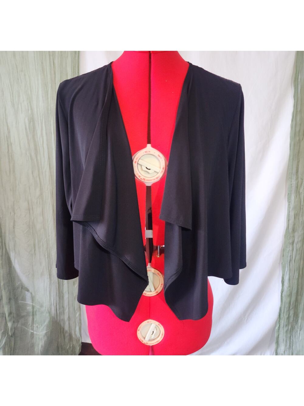 Michelle Lynn Black Lace Bolero Cardigan Stretch Short Size M-L